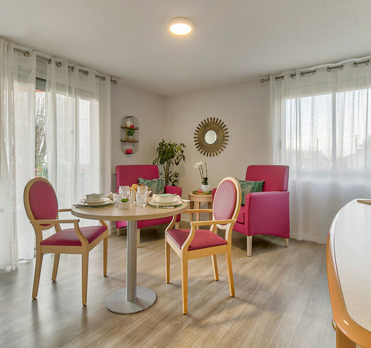adouvie_la_pastourelle_pau_billere_image_salon
